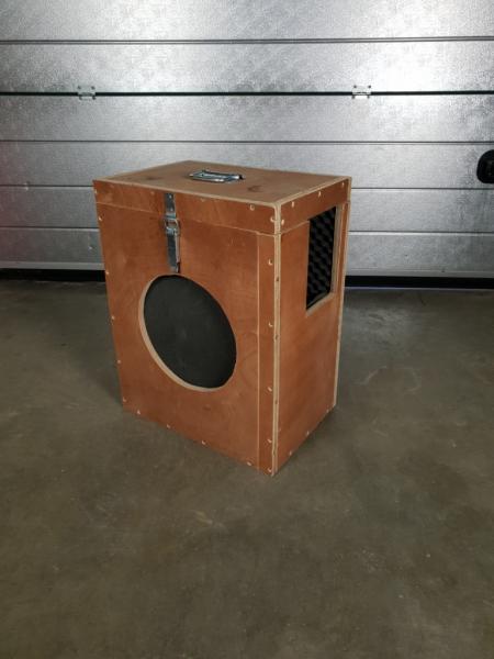 Geluidsreductie-kist-voor-springkussens